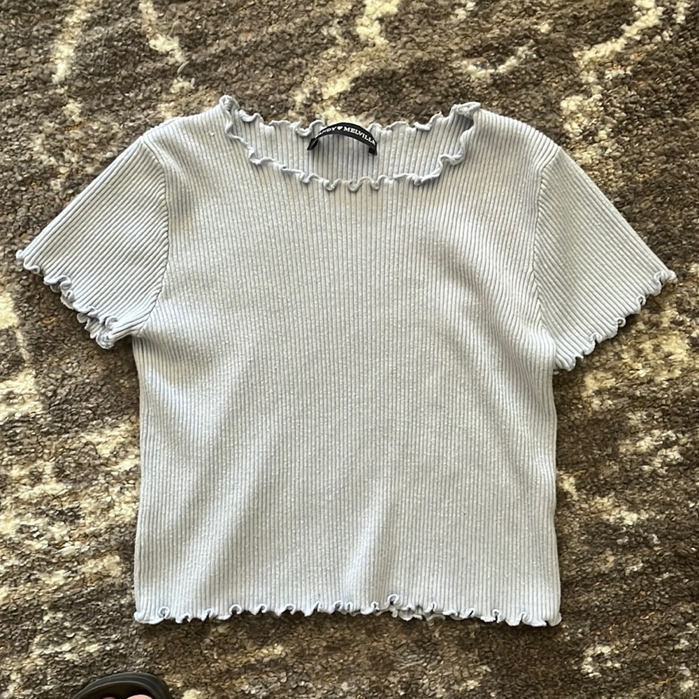Brandy Melville cropped shirt